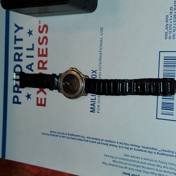 Star Trek Fossil Watch - Picture 6 of 9